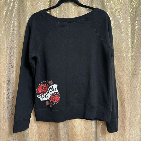 VTG Fatal Black Skull Rose Emo Goth Y2K 2000s Cali Love Pullover Sweater Large - Picture 2 of 6